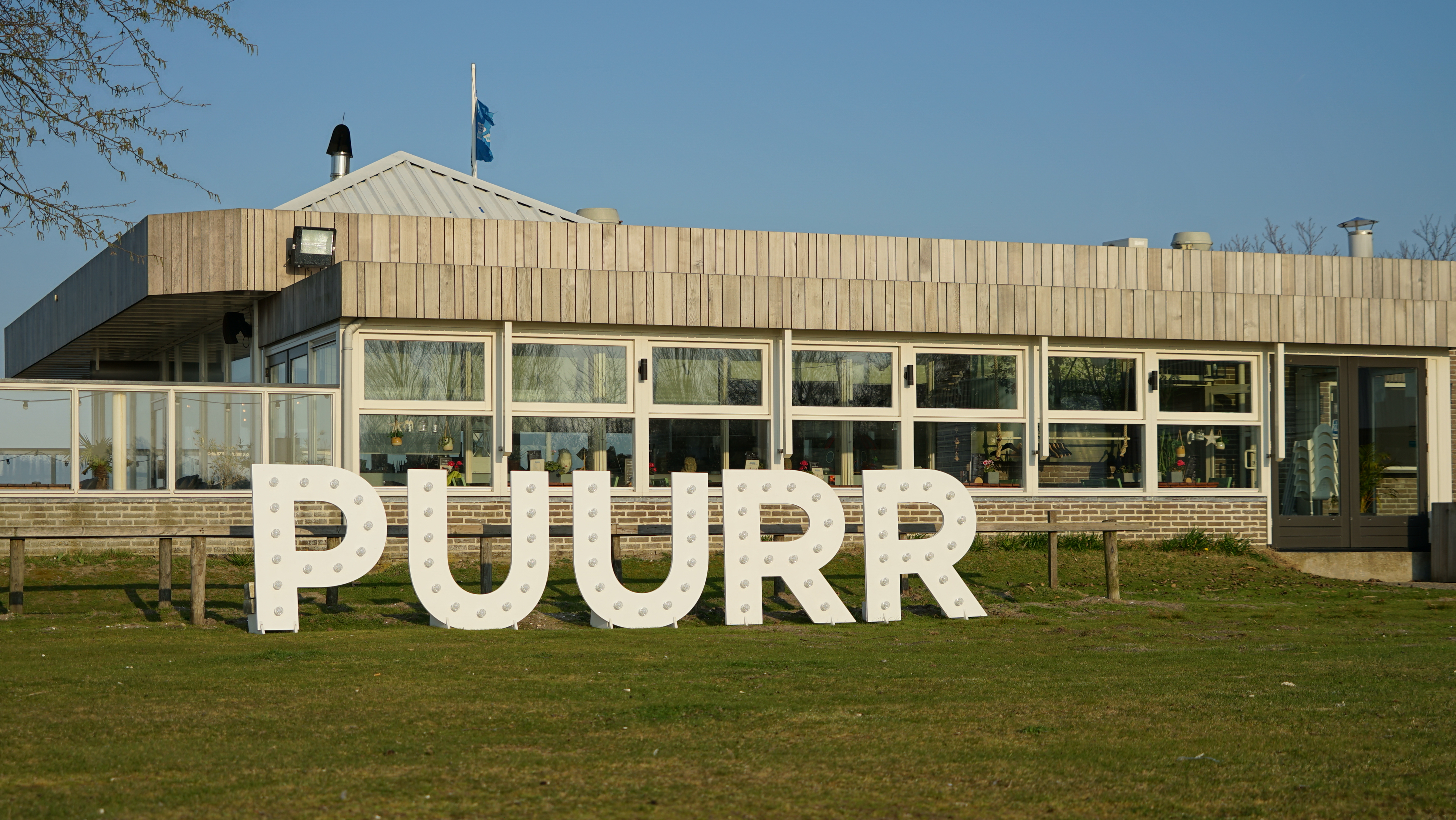 Restaurant met Puurr logo